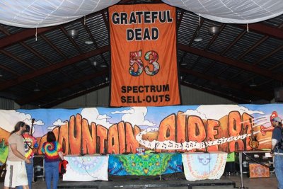 Inside the Terrapin Pavilion - Philly Spectrum, Mtn. Aire '87 banners