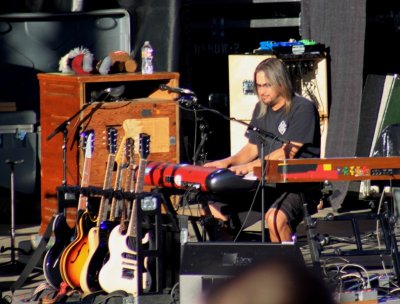 Jeff Chimenti sits in with Jackie Greene Band, Furthur stage
