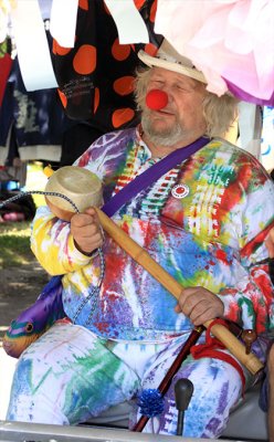 Wavy Gravy, leading a children's parade