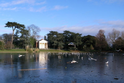 Gunnersbury Park & Chiswick House Gardens