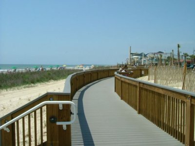 Part of it is this wavy strolling boardwalk make of composite board