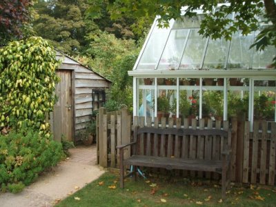 Wonderful little conservatory/greenhouse
