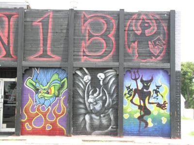Sin13 San Antonio murals June 2004