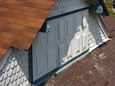 April 2008: Roof detail