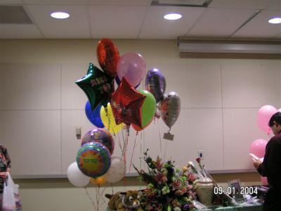 Jocey Mem 09-01-04 024 Balloons.jpg