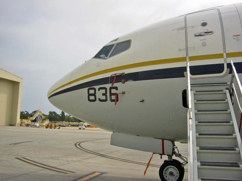USNavy_C40A_VR57.jpg