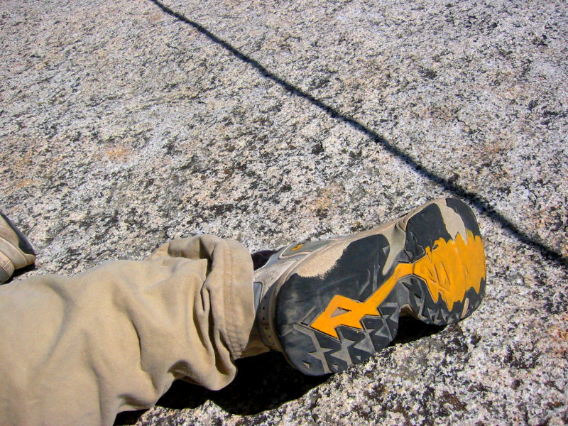 Special_Treadless_Climbing_Shoes.jpg