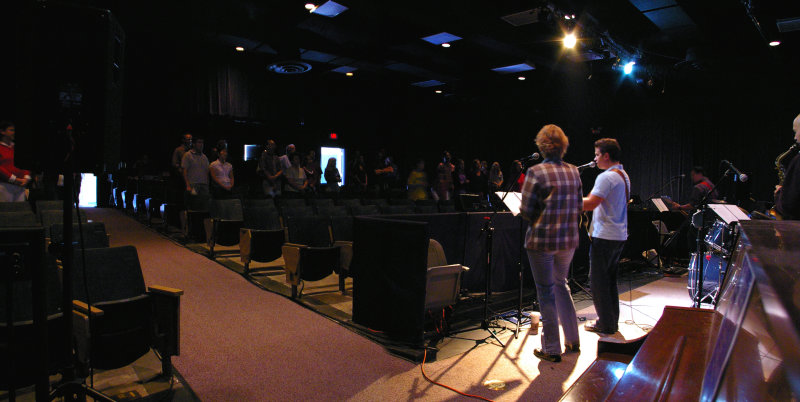 MM_Worship_1.jpg