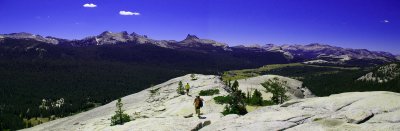 Lembert_Dome_Tolumne_Meadow_Panorama.jpg