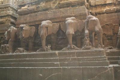 Elephants - Kailasa Temple