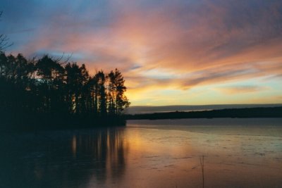 sunset color on ice