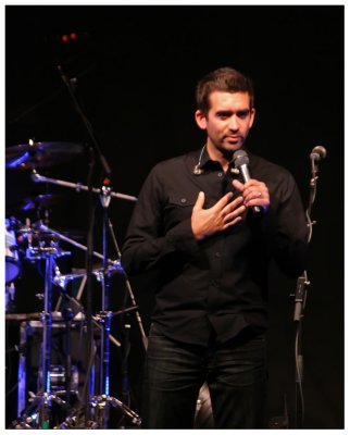Aaron Shust