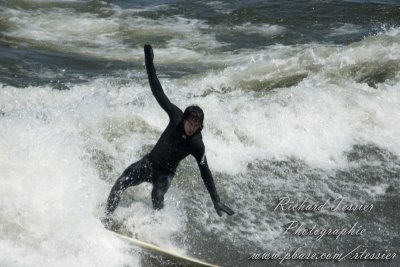 20100425 Surf de riviere-Riversurf  - 25avril2010 pict0002.jpg