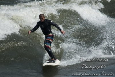 20100425 Surf de riviere-Riversurf  - 25avril2010 pict0005.jpg