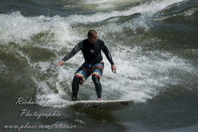 20100425 Surf de riviere-Riversurf  - 25avril2010 pict0007.jpg