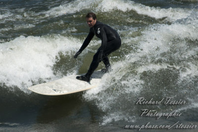 20100425 Surf de riviere-Riversurf  - 25avril2010 pict0012.jpg