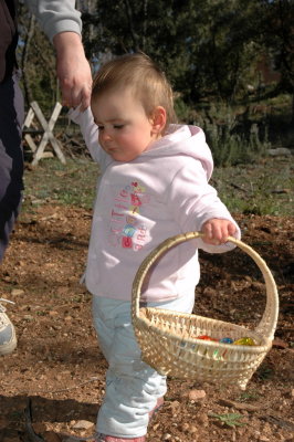 Lucie, un mois avant et un mois aprs son anniversaire