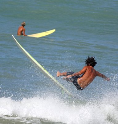 Surfers Beach - Praia do Madeiro