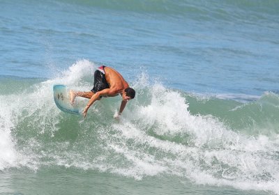 Surfers Beach - Praia do Madeiro