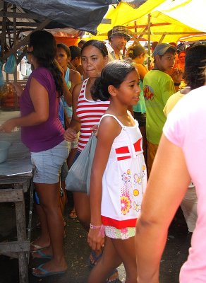 Sunday-morning Market