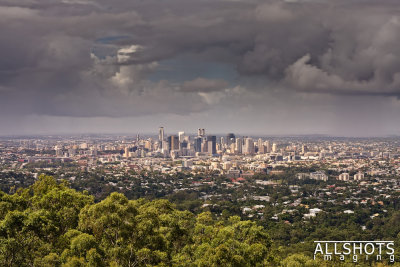 Storm-over-Brisbane - from Mt-Coot-Tha