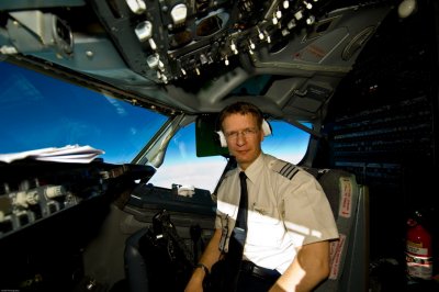 Cockpit 05.JPG