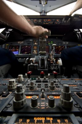Cockpit 24.JPG