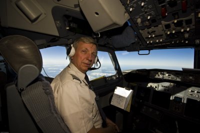 Cockpit 26.JPG