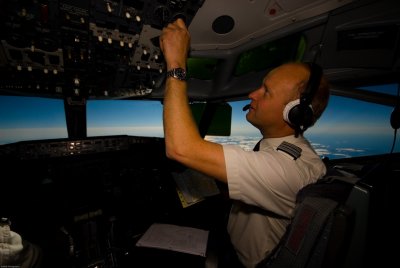 Cockpit 40.JPG