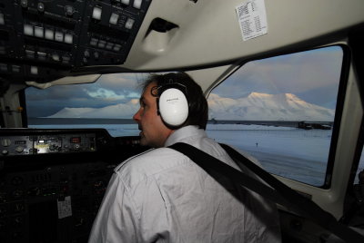Cockpit 57.jpg