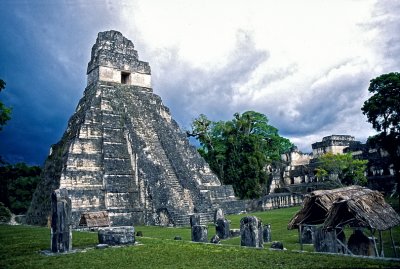 G-41 Tikal .jpg