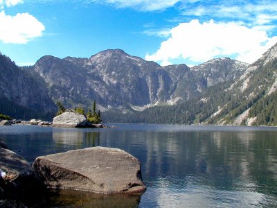 2002 - Widgeon Lake, Canada