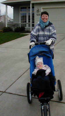 g3/47/614347/3/56311280.PattiAstridstroller.jpg