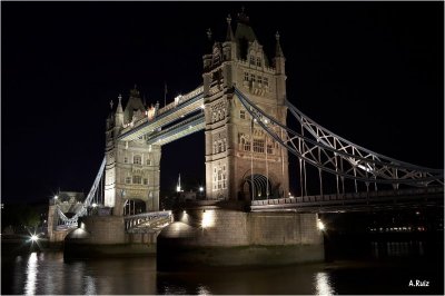 London's Icon at Night