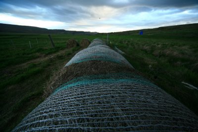 Hraunsneff, bales of hay, 4-6 - 086.JPG