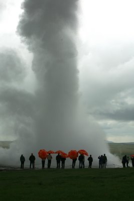 Stokkur Geiser, Umbrellas, 6-6 - 797X.jpg