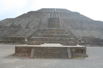 Pyramide du Soleil