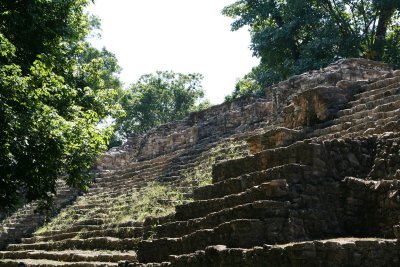 Petite acropole gauche