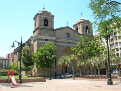 Plaza y Iglesia del Portillo