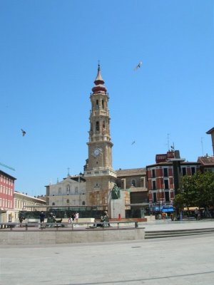 Plaza de la Basilica del Pilar