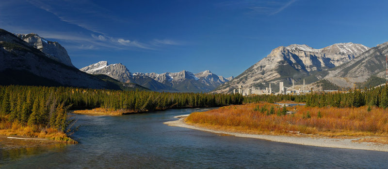 145 Bow River Exshaw Pano.jpg