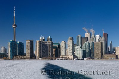 223 Toronto ice Ferry 2.jpg