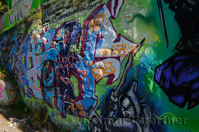 235 Graffiti 4.jpg