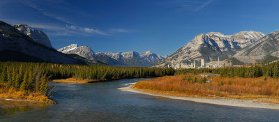 145 Bow River Exshaw Pano.jpg