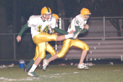 2007-10-15_008 Ashwaubenon vs GB South West.jpg