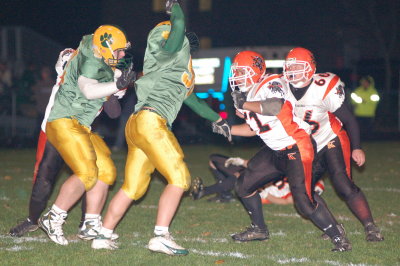 2007-10-23_095 Ashwaubenon vs Kaukauna.jpg