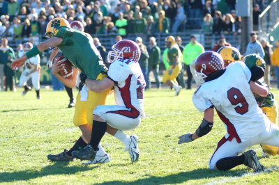 2007-10-27_101 Ashwaubenon vs East DePere.jpg