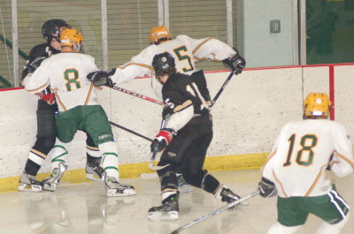 2007-11-20_014 Jaguars vs GB United Ice Hockey.jpg