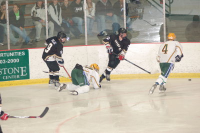 2007-11-20_071 Jaguars vs GB United Ice Hockey.jpg
