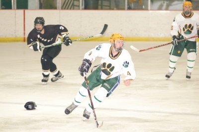 2007-11-20_120 Jaguars vs GB United Ice Hockey.jpg